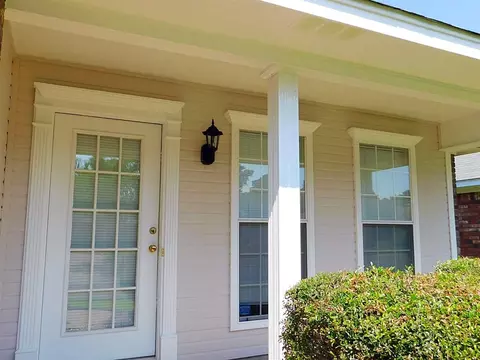 104 Willow Oak Ln, Brandon, MS 39047 photo 4