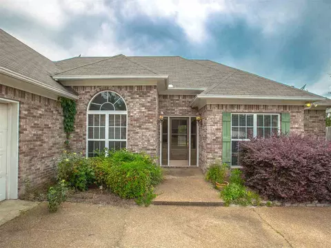 128 Sara Fox Dr, Brandon, MS 39047 photo 3