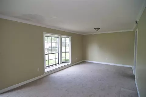 1391 Brinkley Dr, Jackson, MS 39213 photo 9