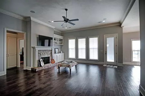 120 Willow Crest Cir, Brandon, MS 39047 photo 2