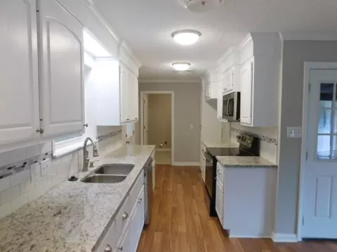 1006 Northside Dr, Clinton, MS 39056 photo 8