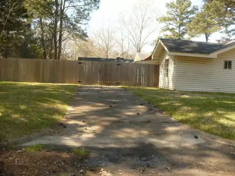 1435 Radcliffe St, Jackson, MS 39211 photo 10