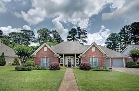 522 Ridge Cir, Brandon, MS 39047 photo 1