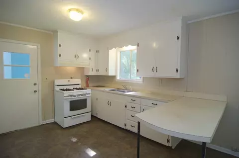 1547 Burton St, Jackson, MS 39209 photo 6