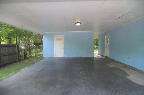 1547 Burton St, Jackson, MS 39209 photo 5
