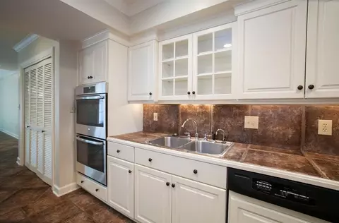 43 Eastbrooke #43, Jackson, MS 39216 photo 4