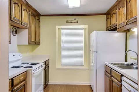1012 Red Oak Dr, Brandon, MS 39042 photo 14