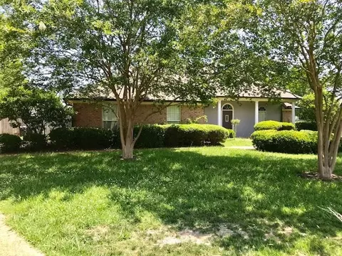 705 Pebble Cv, Byram, MS 39272 photo 2
