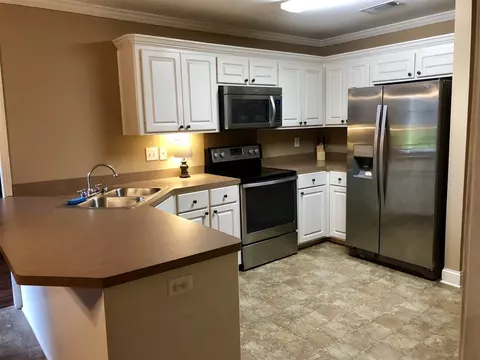 360 Greystone Pte, Terry, MS 39170 photo 2