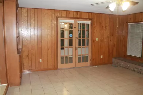 425 E Dinkins St, Canton, MS 39046 photo 11