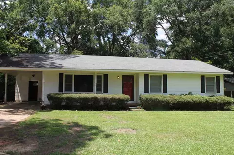 425 E Dinkins St, Canton, MS 39046 photo 1