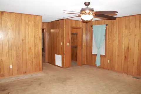 425 E Dinkins St, Canton, MS 39046 photo 16