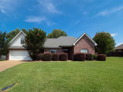 208 Britton Ct, Byram, MS 39272 photo 1