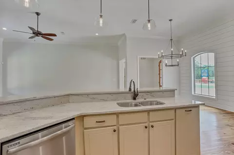 479 Edgewood Xing, Brandon, MS 39042 photo 11