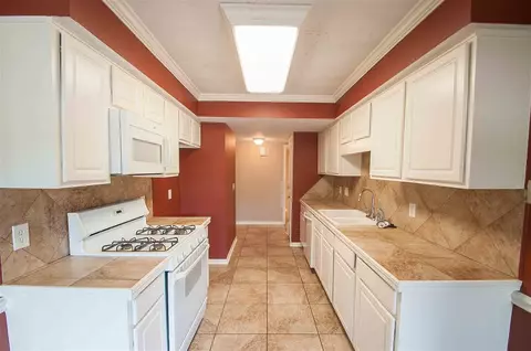 502 Longleaf Dr, Flowood, MS 39232 photo 9
