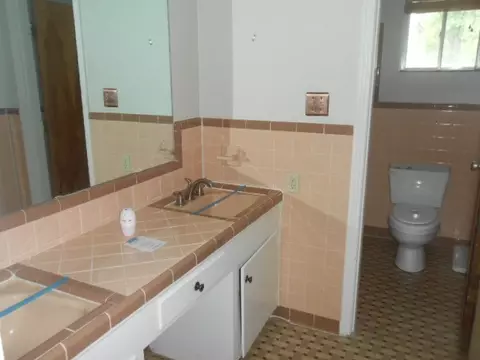 1444 Belle Glade St, Jackson, MS 39211 photo 2