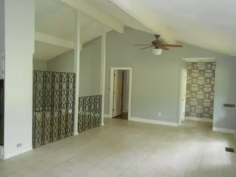 1444 Belle Glade St, Jackson, MS 39211 photo 23