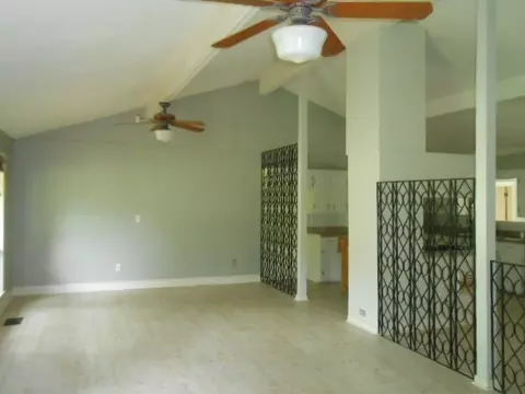 1444 Belle Glade St, Jackson, MS 39211 photo 6