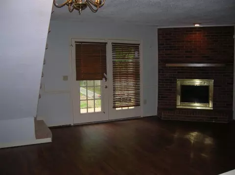 2426 River Oaks Blvd # A, Jackson, MS 39211 photo 4