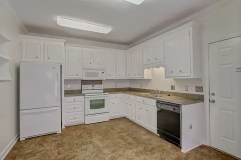 119 Springtree Dr, Brandon, MS 39042 photo 9