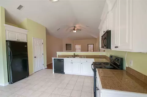 613 Lexington Dr, Florence, MS 39073 photo 12