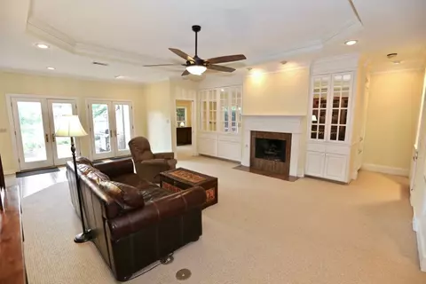 22 Autumn Hill Ct, Jackson, MS 39211 photo 12