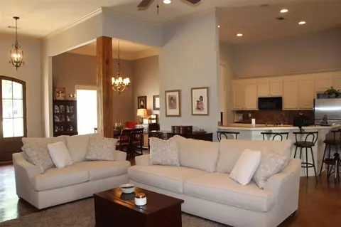 110 Herndon Pl, Madison, MS 39110 photo 7