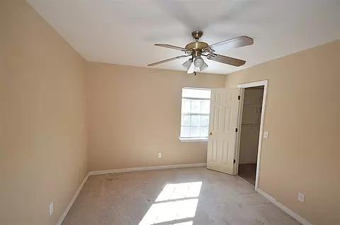 2042 Fox Cv, Byram, MS 39272 photo 6