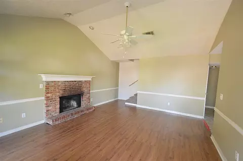 2042 Fox Cv, Byram, MS 39272 photo 2