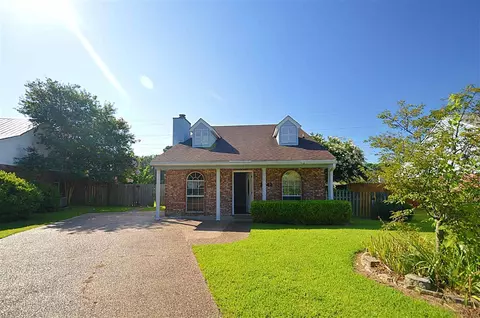 2042 Fox Cv, Byram, MS 39272 photo 1