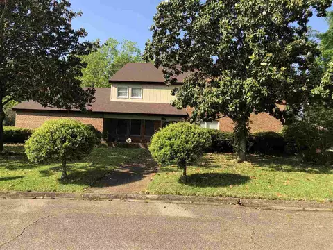 6517 Trace Dr, Jackson, MS 39213 photo 1