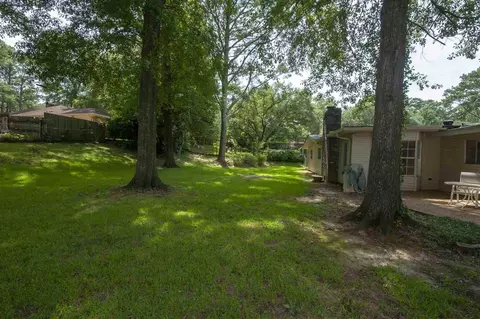 955 Briarwood Dr, Jackson, MS 39211 photo 20