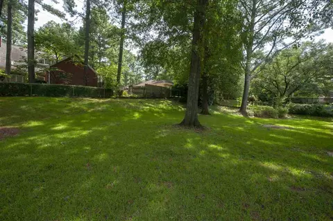 955 Briarwood Dr, Jackson, MS 39211 photo 21