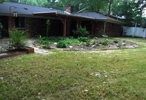 1012 Normandy Dr, Clinton, MS 39056 photo 3