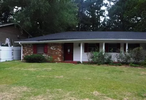 1012 Normandy Dr, Clinton, MS 39056 photo 1