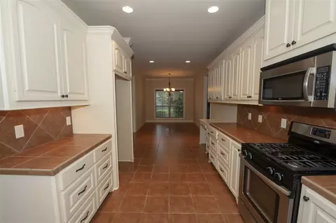103 Trailbridge Dr, Canton, MS 39046 photo 9