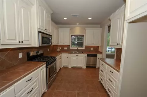 103 Trailbridge Dr, Canton, MS 39046 photo 11