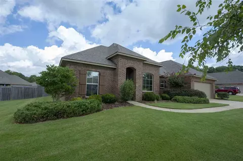 103 Trailbridge Dr, Canton, MS 39046 photo 2