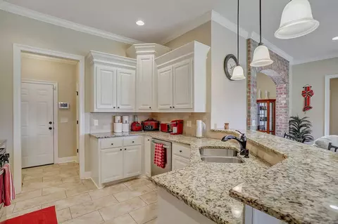 225 Stonebridge Blvd, Brandon, MS 39042 photo 8