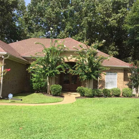 781 Creston Dr, Byram, MS 39272 photo 1
