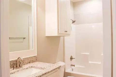 305 Somerset Dr, Florence, MS 39073 photo 7