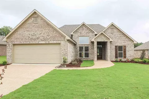 307 Somerset Dr, Florence, MS 39073 photo 1
