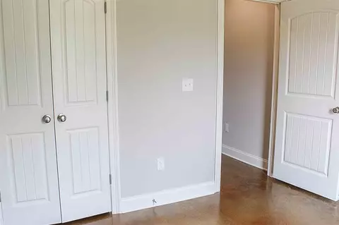 307 Somerset Dr, Florence, MS 39073 photo 9