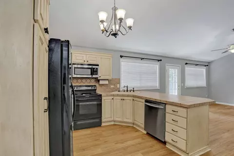 22 Woodbridge Rd, Brandon, MS 39042 photo 9