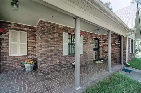1204 Mikelle Rd, Jackson, MS 39209 photo 5