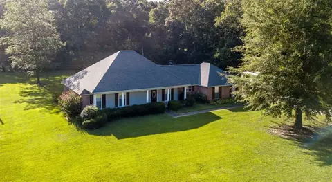 358 Alliston Dr, Florence, MS 39073 photo 4
