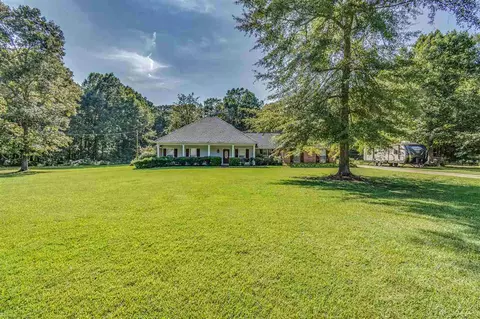 358 Alliston Dr, Florence, MS 39073 photo 5