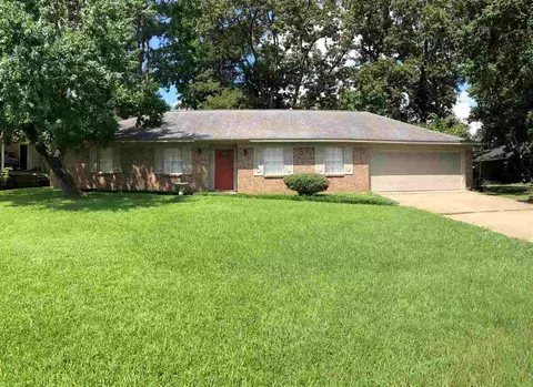 47 Woodgate Dr, Brandon, MS 39042 photo 1