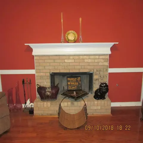 18 Chris Cv, Byram, MS 39272 photo 3