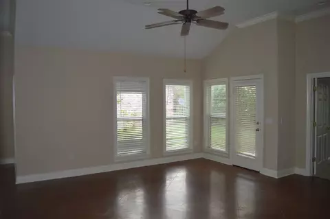 110 Courtyards Dr, Pearl, MS 39208 photo 5